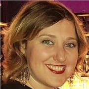 Profesora de Yoga ofrece clases particulares y grupos reducidos en Zona Aljarafe (Sevilla)